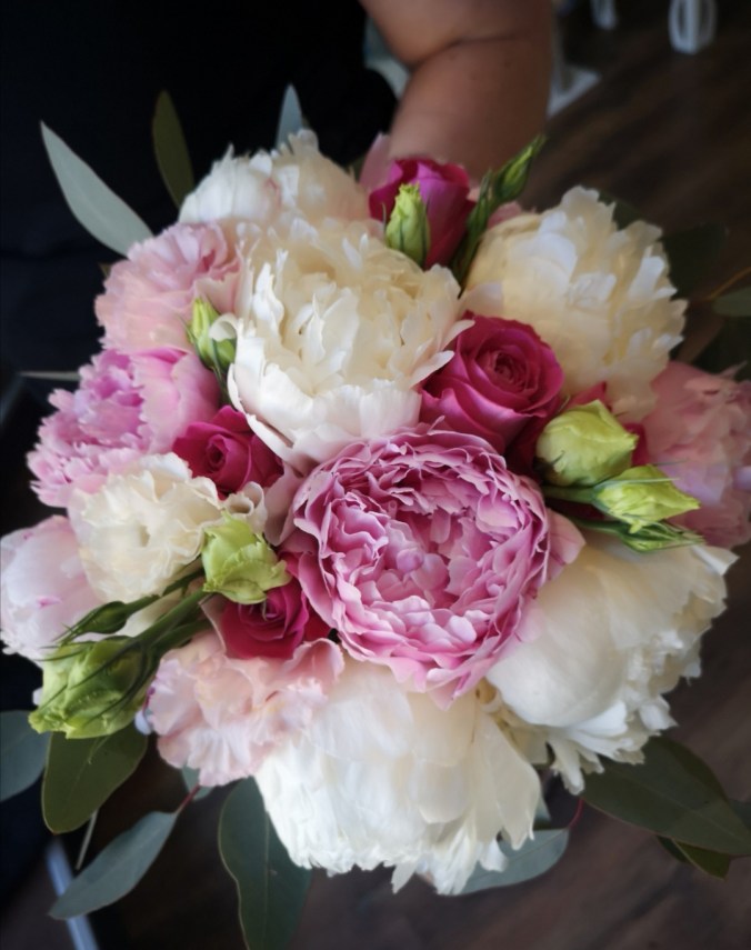 8f273faf-424a-438b-aa49-cd7d212f391f